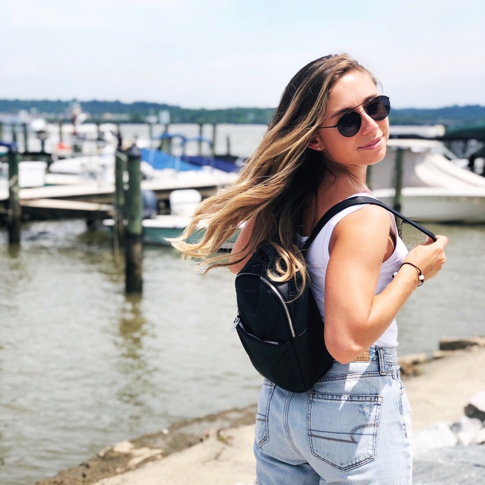 Meet your Posher, Sydney